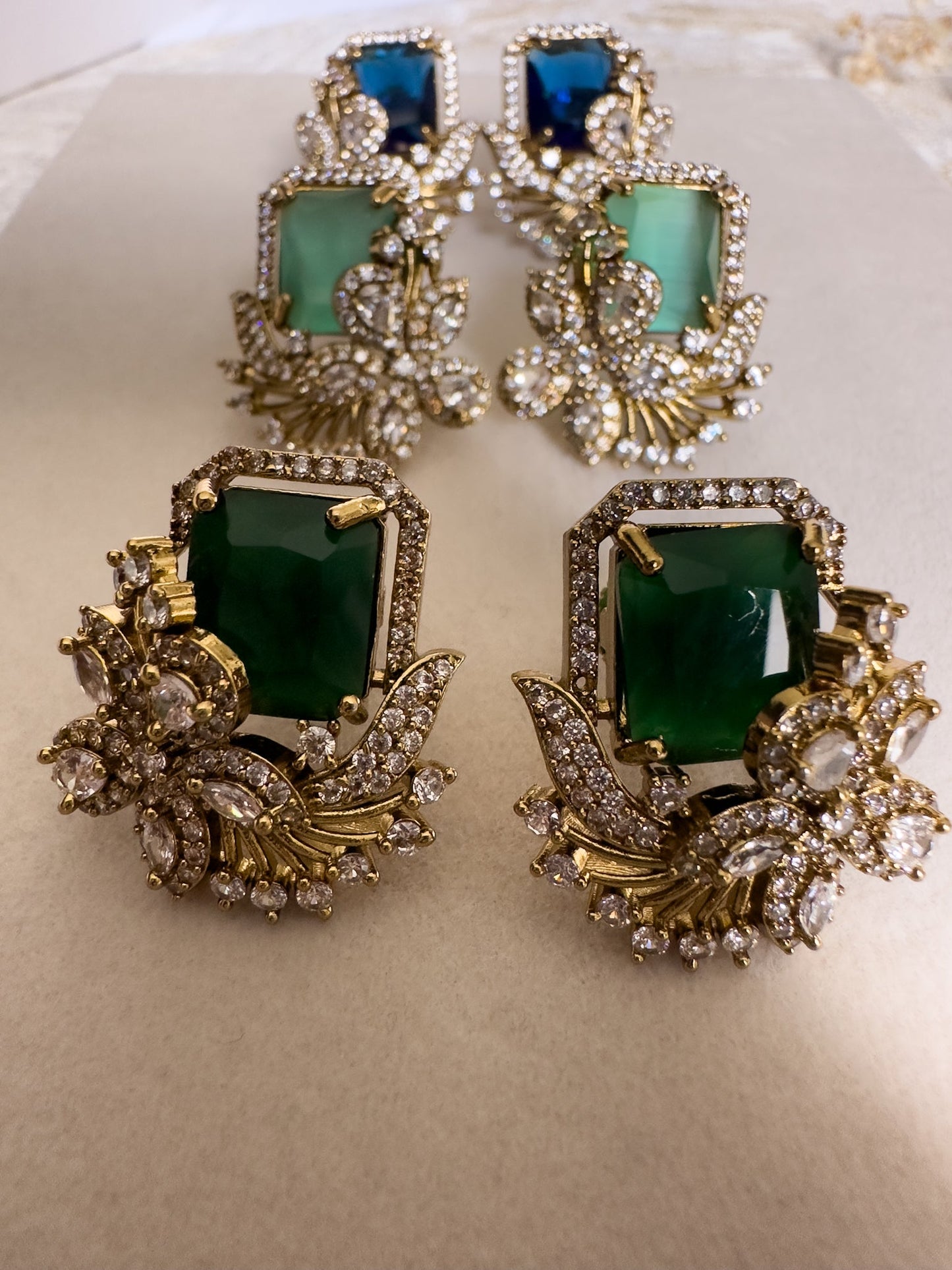 Mahira: Studs
