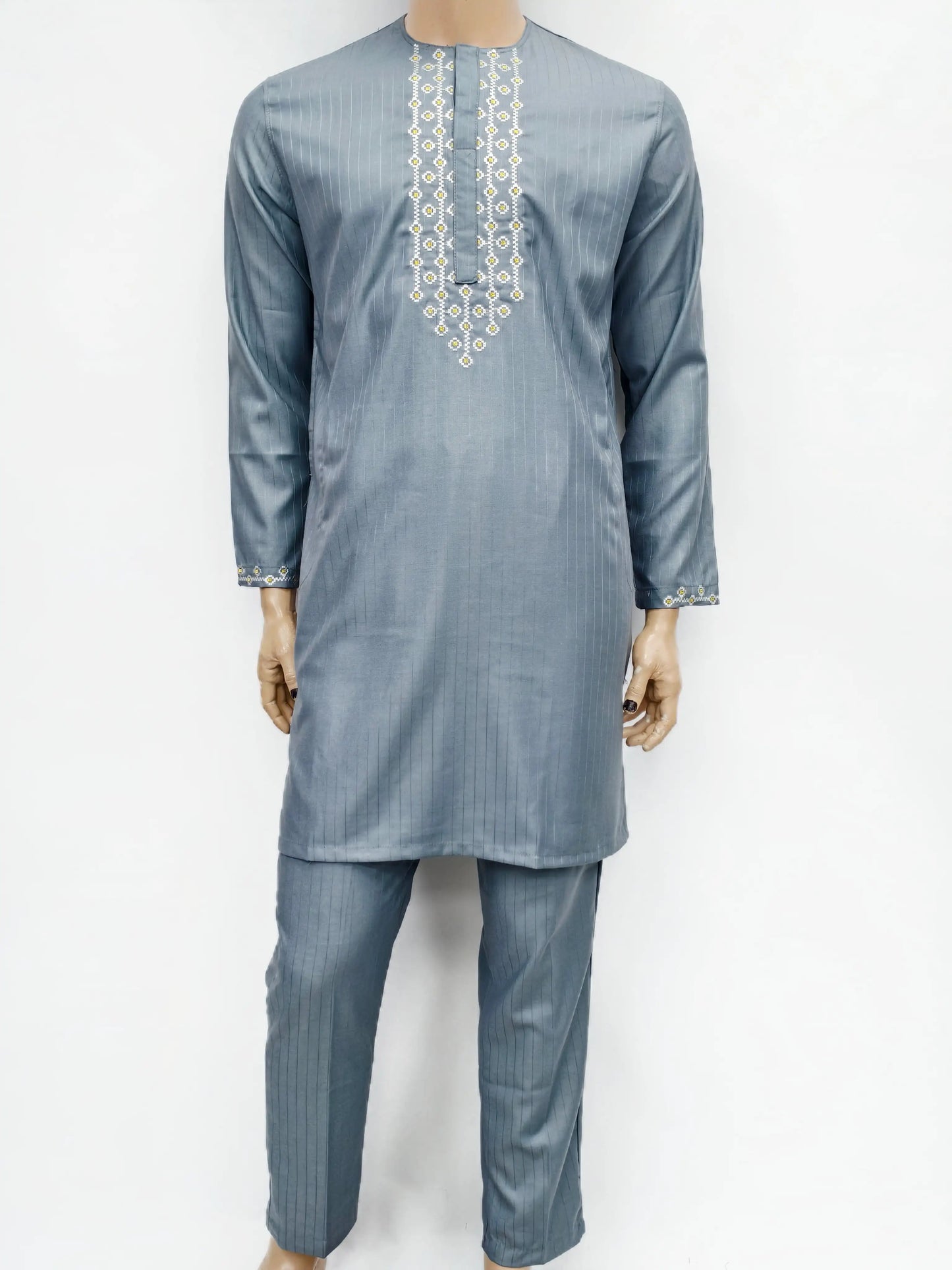 African Muslim Islamic Men's Modern Fashion Prayer Eid Robe Long Sleeve Round Neck Embroidered Arabian Jubba Thobe Clothing