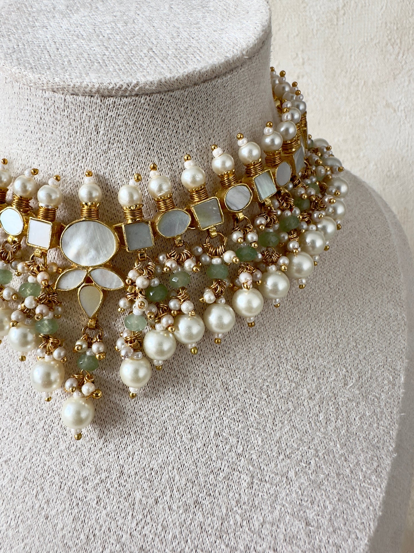 Zeenat: Necklace Set