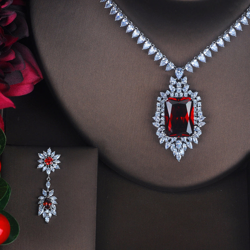 Women's Luxury Necklace Set