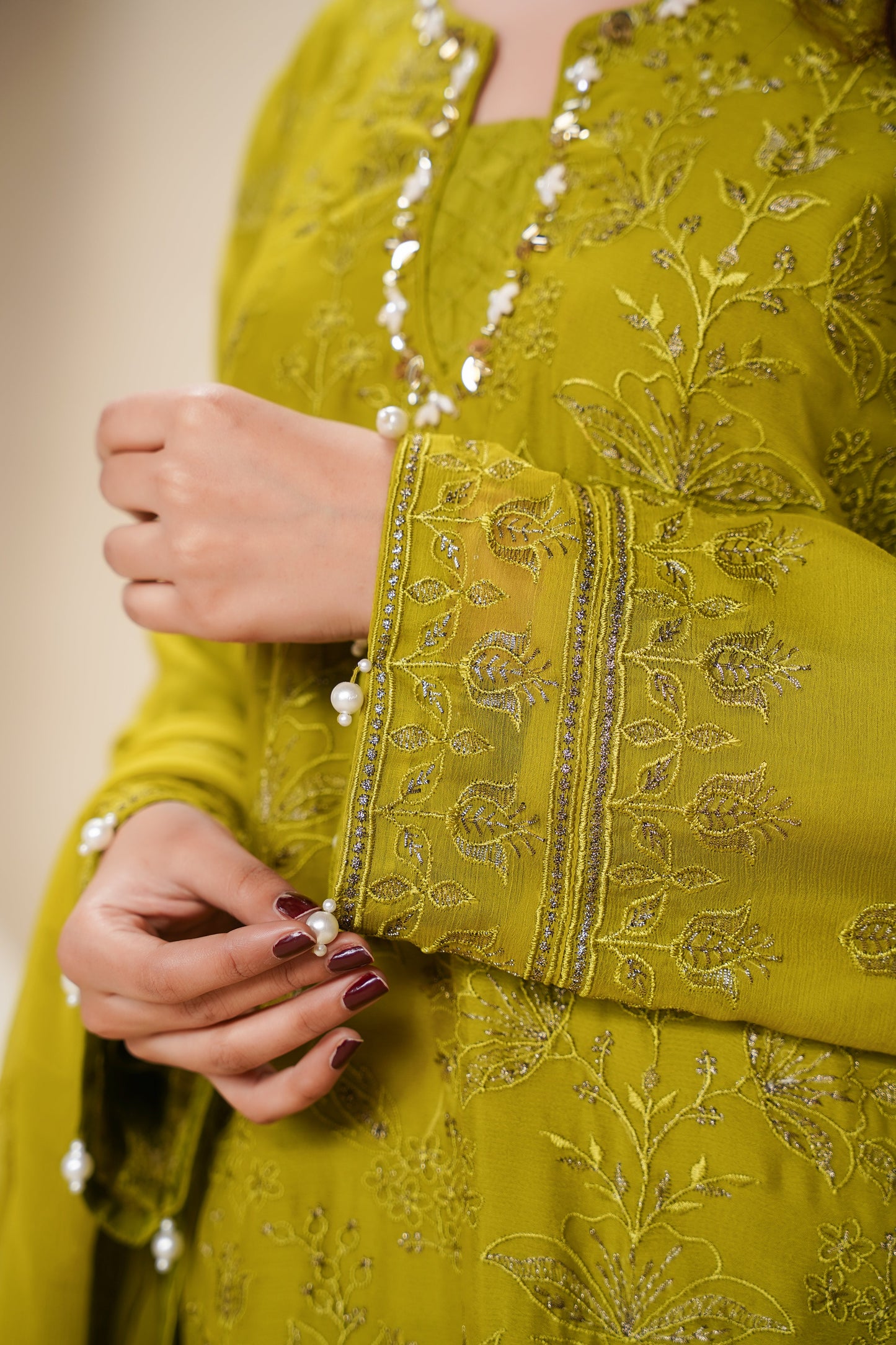 Husan e Jahan - Luxury Chiffon Outfit with Chiffon Dupatta - Ready to Wear - SD-HEJ-V3-D6