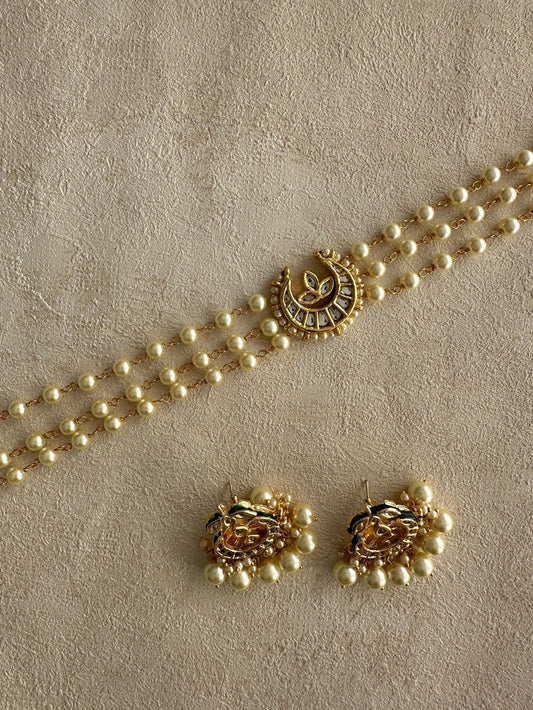 Sarah: Choker Set