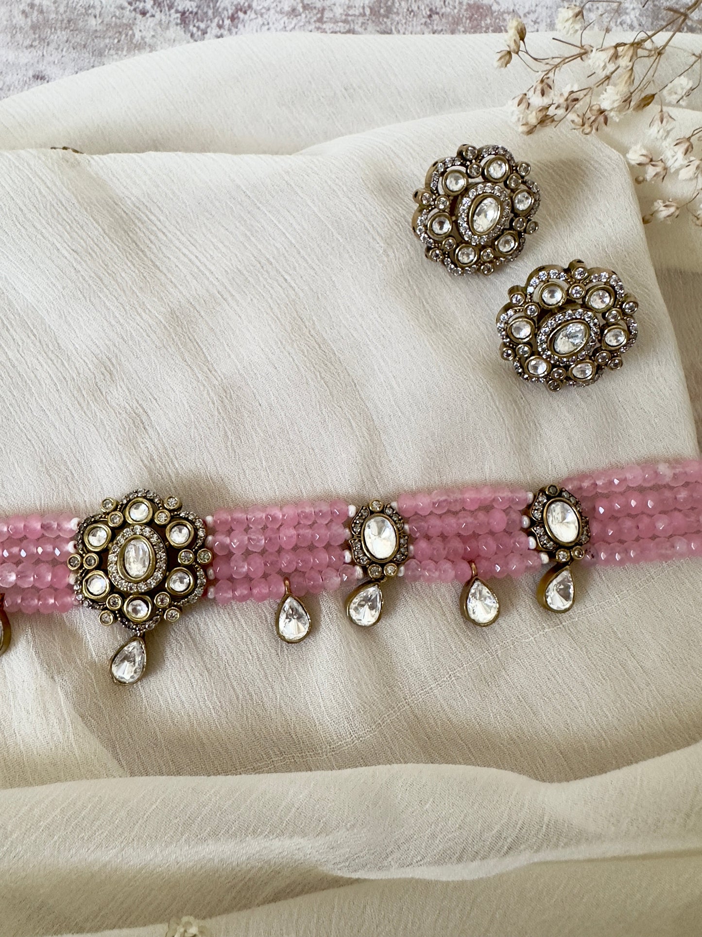 Kiara: Choker Set