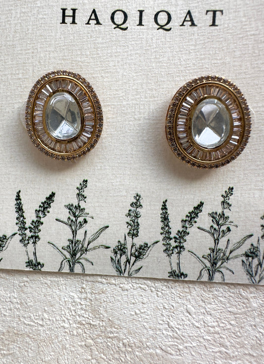 Suhana: Earrings