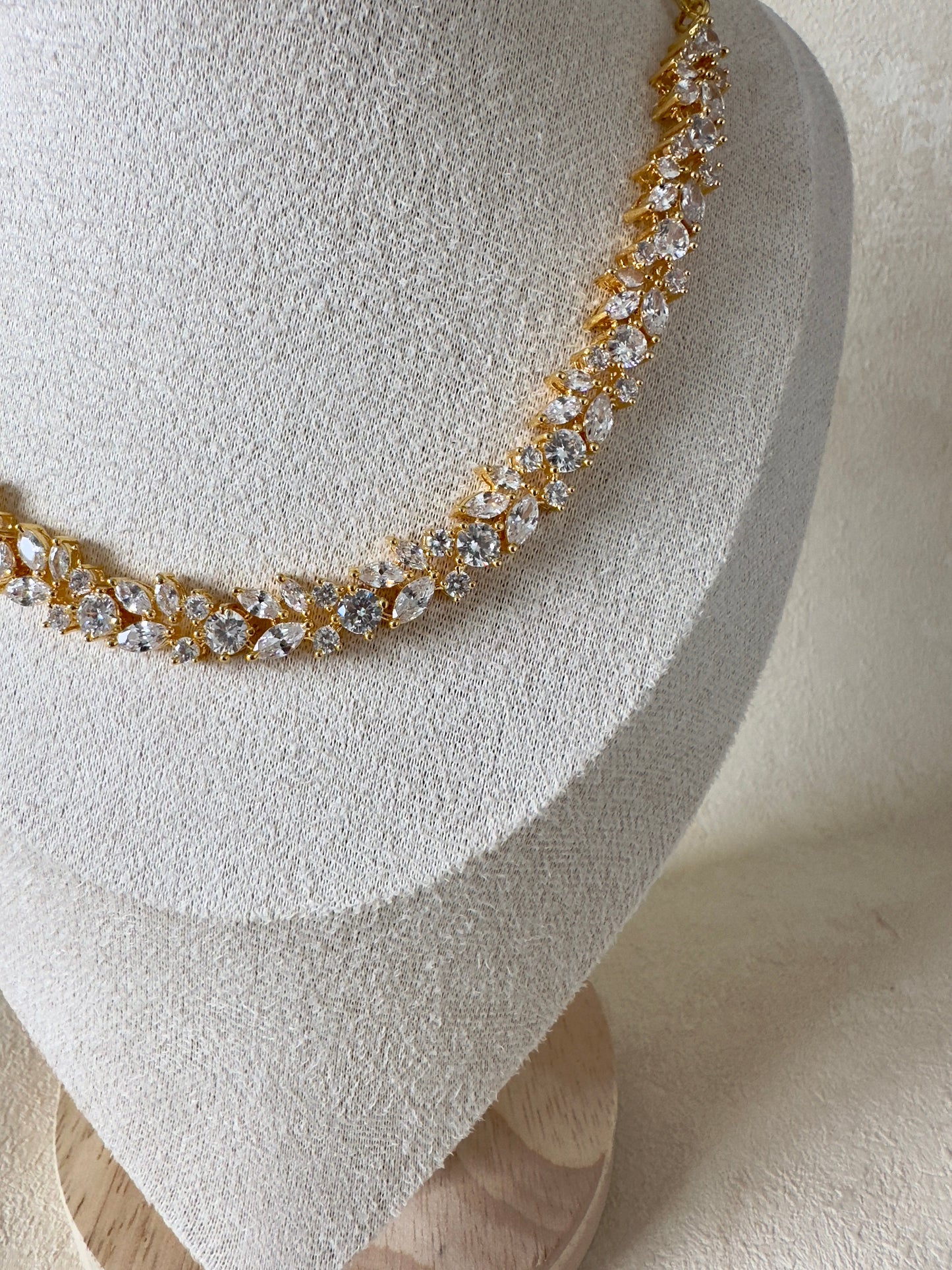 Aleena: Necklace Set