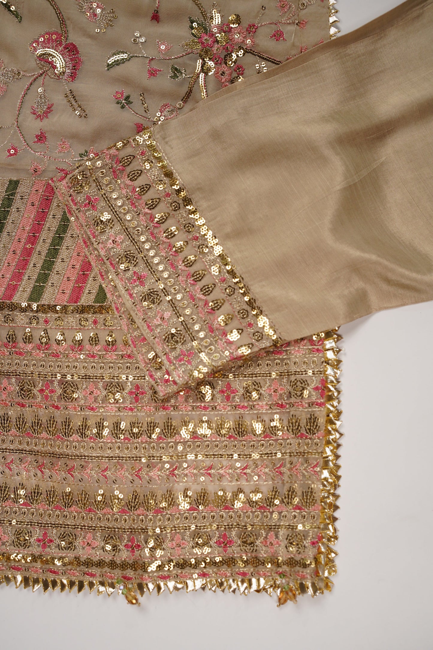 Husan e Jahan - Luxury Festive Collection - Ready to Wear - HEJ-V4-D7-SD