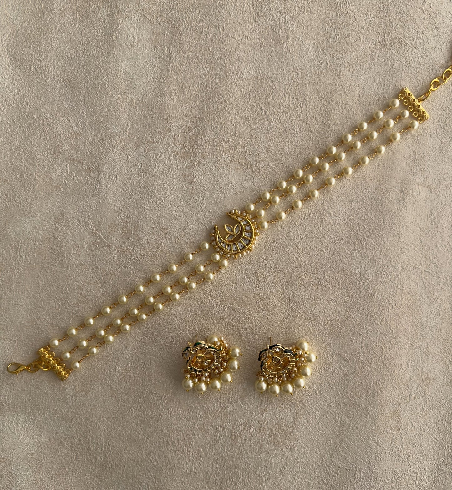 Sarah: Choker Set