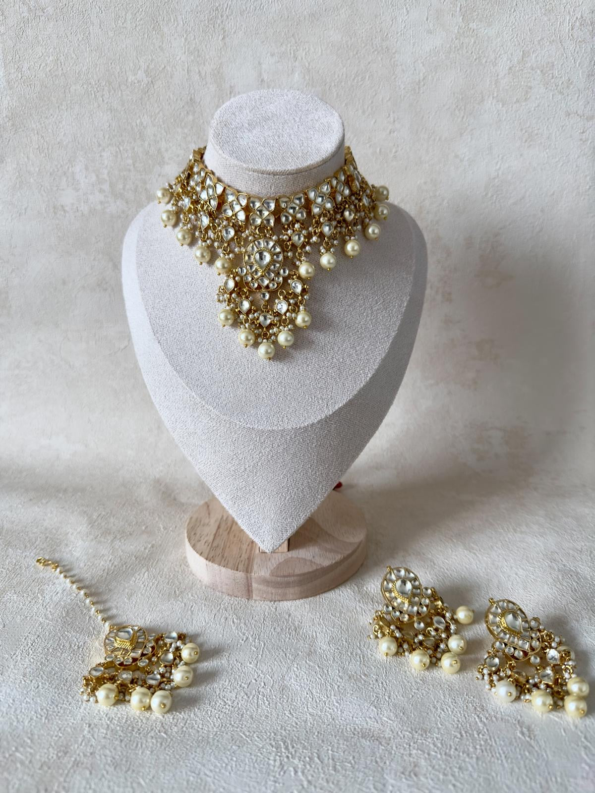 Shahida: Kundan Necklace Set