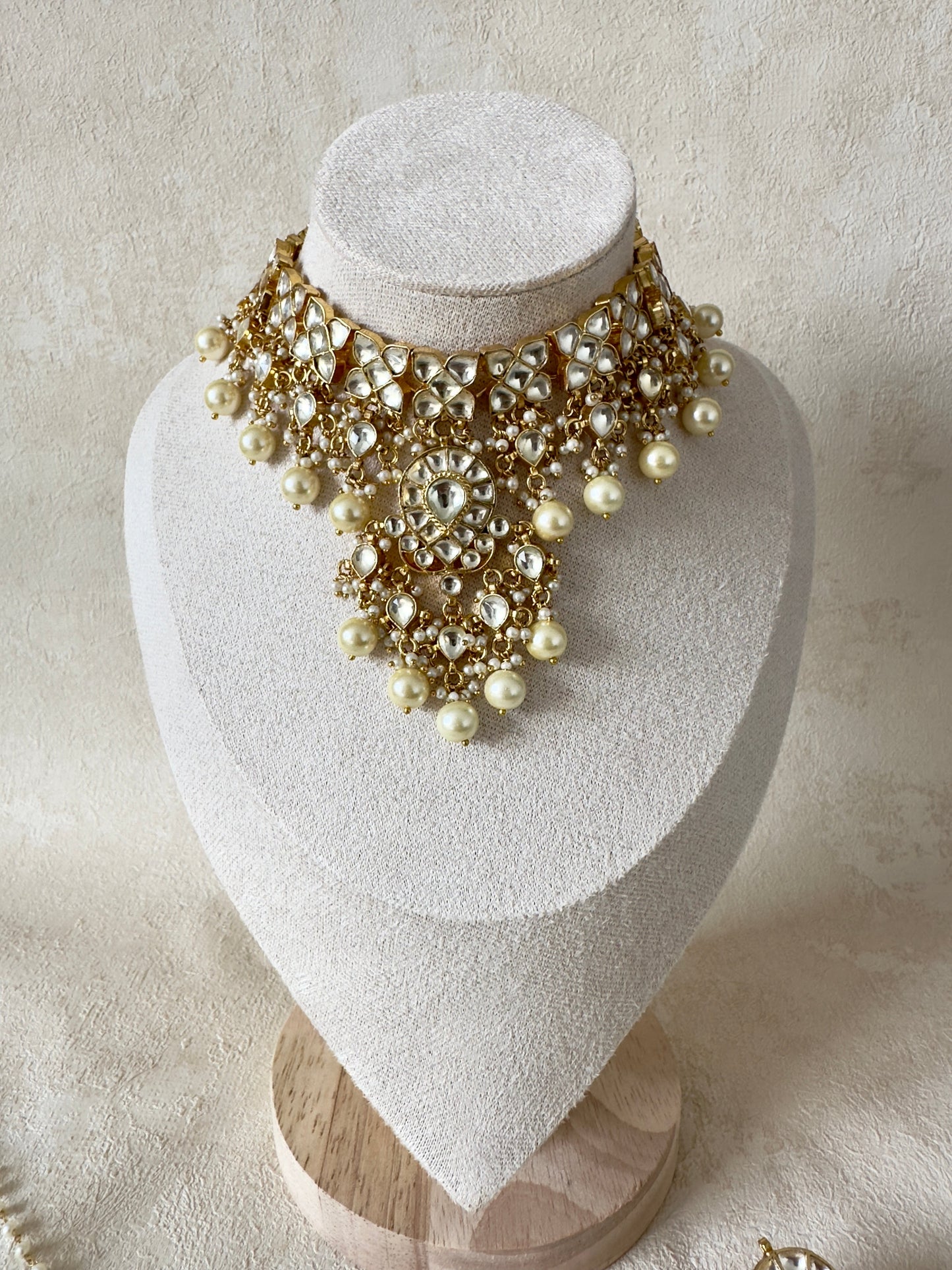 Shahida: Kundan Necklace Set