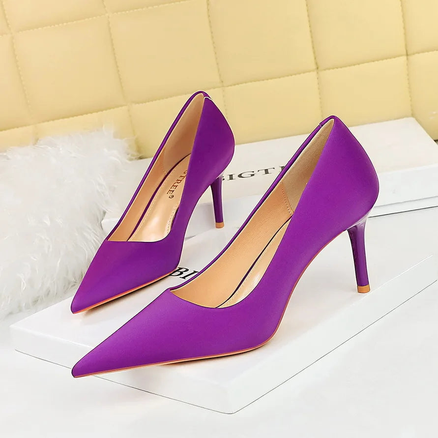 Bigtree 3265-1 Satin Slip-On Shoes with Thin Heels Comfortable Evergreen Upper Material