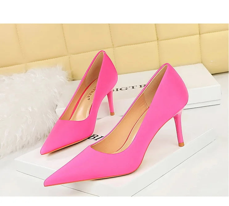 Bigtree 3265-1 Satin Slip-On Shoes with Thin Heels Comfortable Evergreen Upper Material