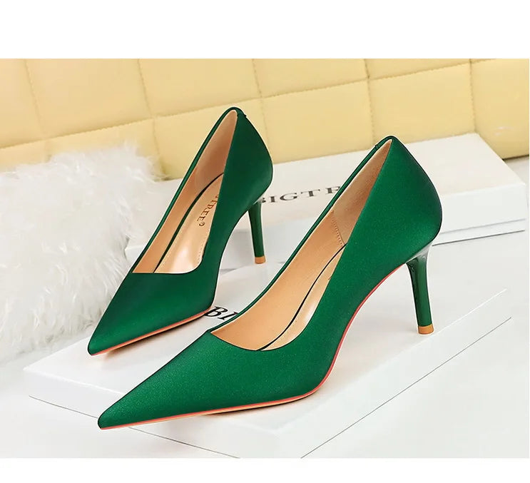 Bigtree 3265-1 Satin Slip-On Shoes with Thin Heels Comfortable Evergreen Upper Material