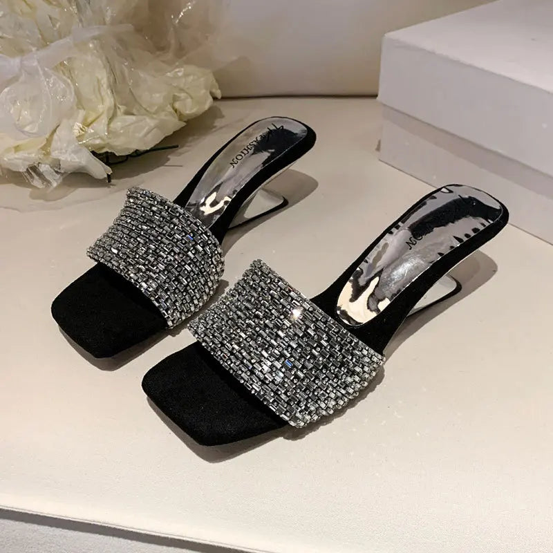 French-Style Elegant Strappy Sandals Women's Summer Outerwear 2025 New Design with Rhinestone Accents for Skirts and High Heels