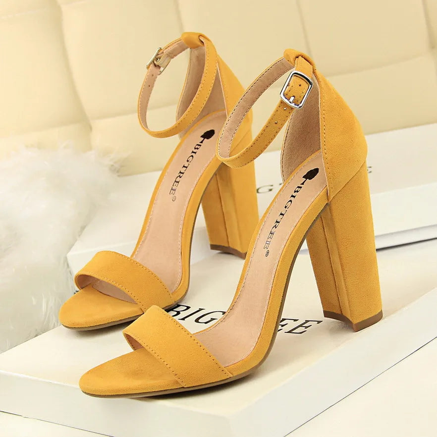 Bigtree Tacon Zapatos Mayorista Summer Patent Leather Open Toe Sexy Sandals Women Chunky Block Heels for Ladies