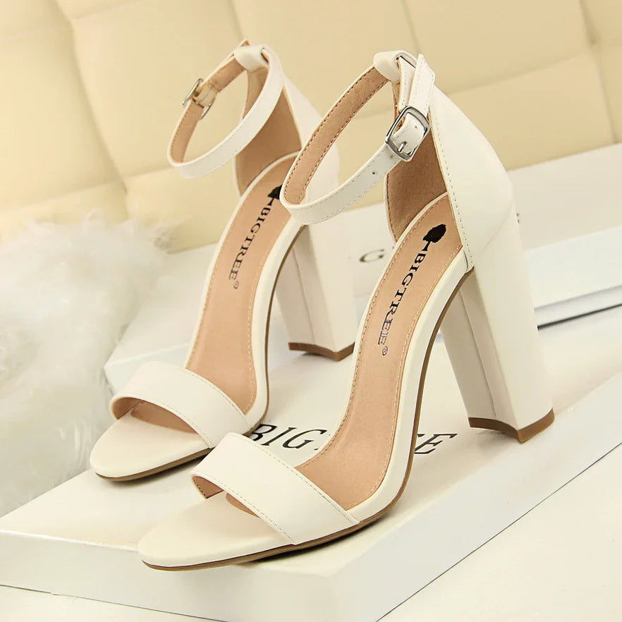 Bigtree Tacon Zapatos Mayorista Summer Patent Leather Open Toe Sexy Sandals Women Chunky Block Heels for Ladies
