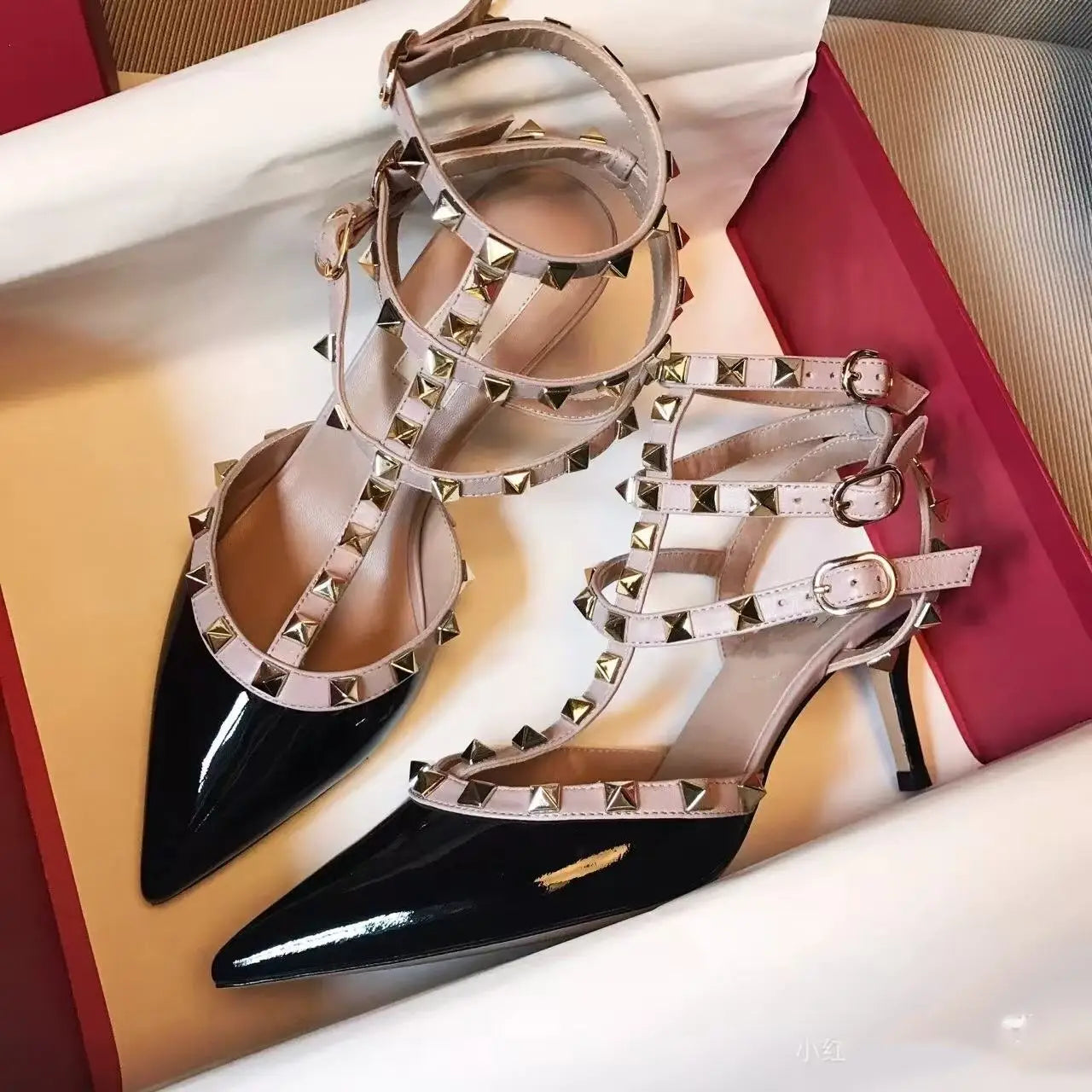 2026 Trending Summer Bridal Rivet Pointed Toe Thin Heels Slip-On Lightweight Luxury Designer Women's High Heel Shoes