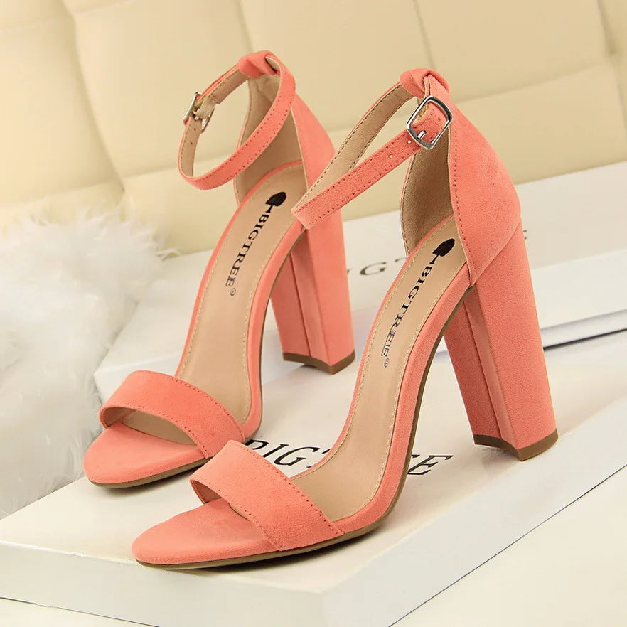 Bigtree Tacon Zapatos Mayorista Summer Patent Leather Open Toe Sexy Sandals Women Chunky Block Heels for Ladies