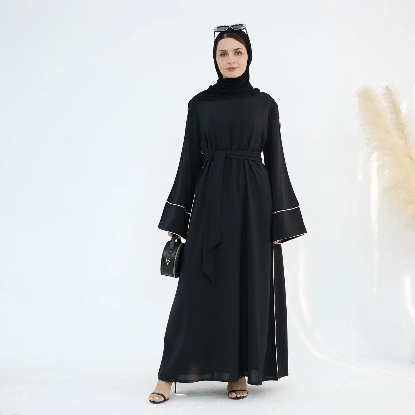 Eid Plain Closed Abaya Dress Silk Velvet Abayas for Women Dubai Luxury Muslim Modest Dresses Islamic Clothing Kaftan Hijab Robe