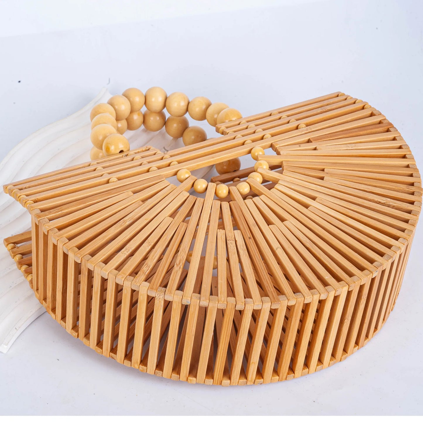 Handmade Fashion Bamboo Handbag Pearl Handle Design Elegant Women Hollow Out Beach Bag Vacation Women Straw Bag Female Bags