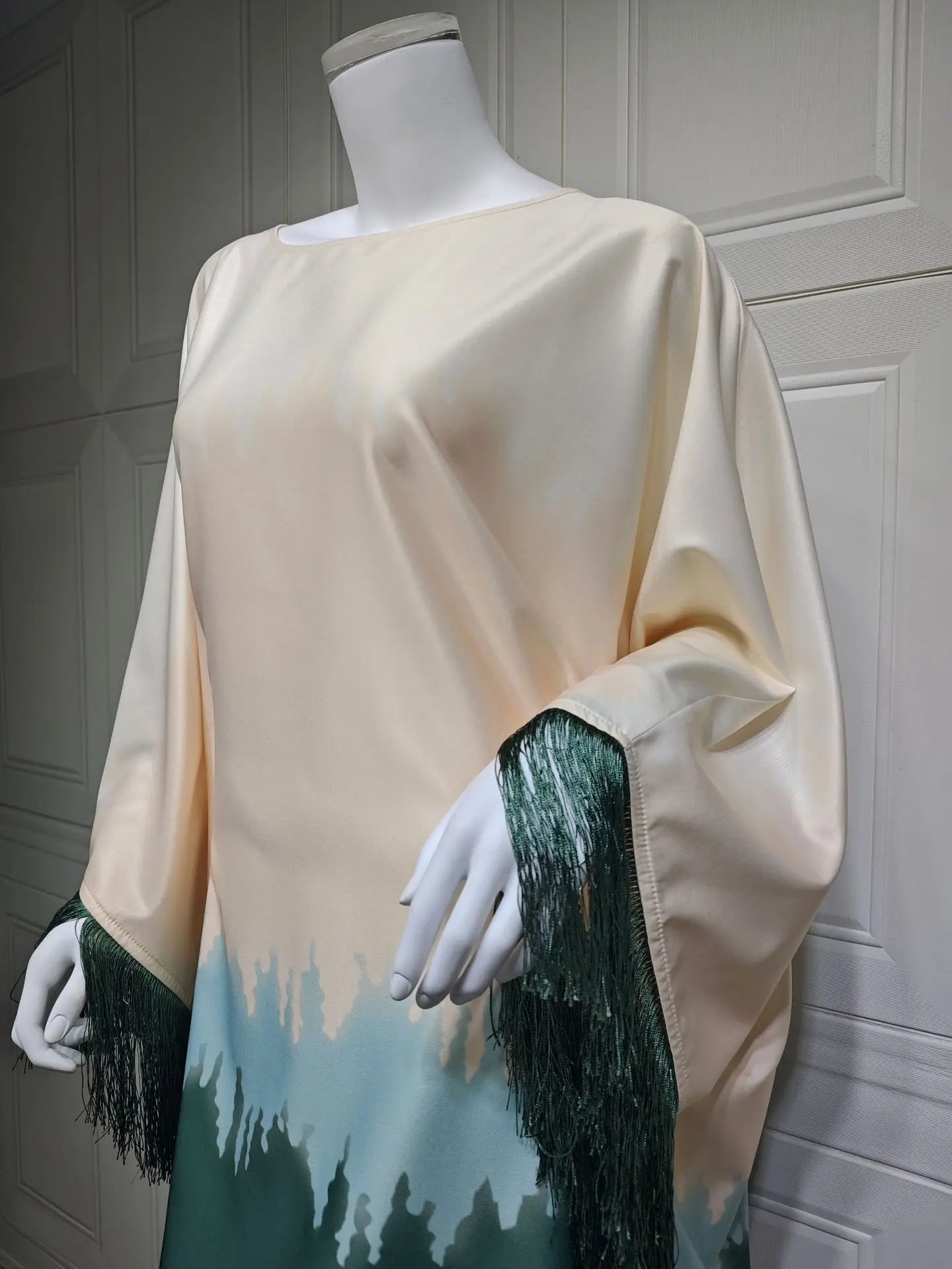 Modest Muslim Batwing Sleeve Gradient Color Tassel Kaftan Eid Al Adha Party Evening Dresses Moroccan Turkey Dubai Abaya Islam