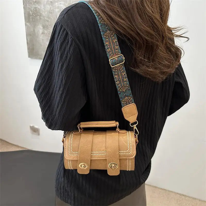 Retro Handbag Tubular Bag Simple Women's Commuter Shoulder Bag Ladies Fashion Trendy Crossbody Bag Elegant Minimal Tote Bag Gift