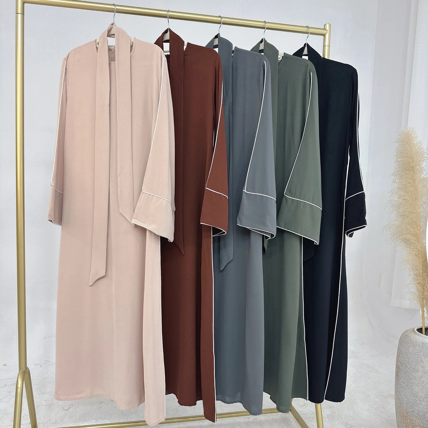 Eid Plain Closed Abaya Dress Silk Velvet Abayas for Women Dubai Luxury Muslim Modest Dresses Islamic Clothing Kaftan Hijab Robe