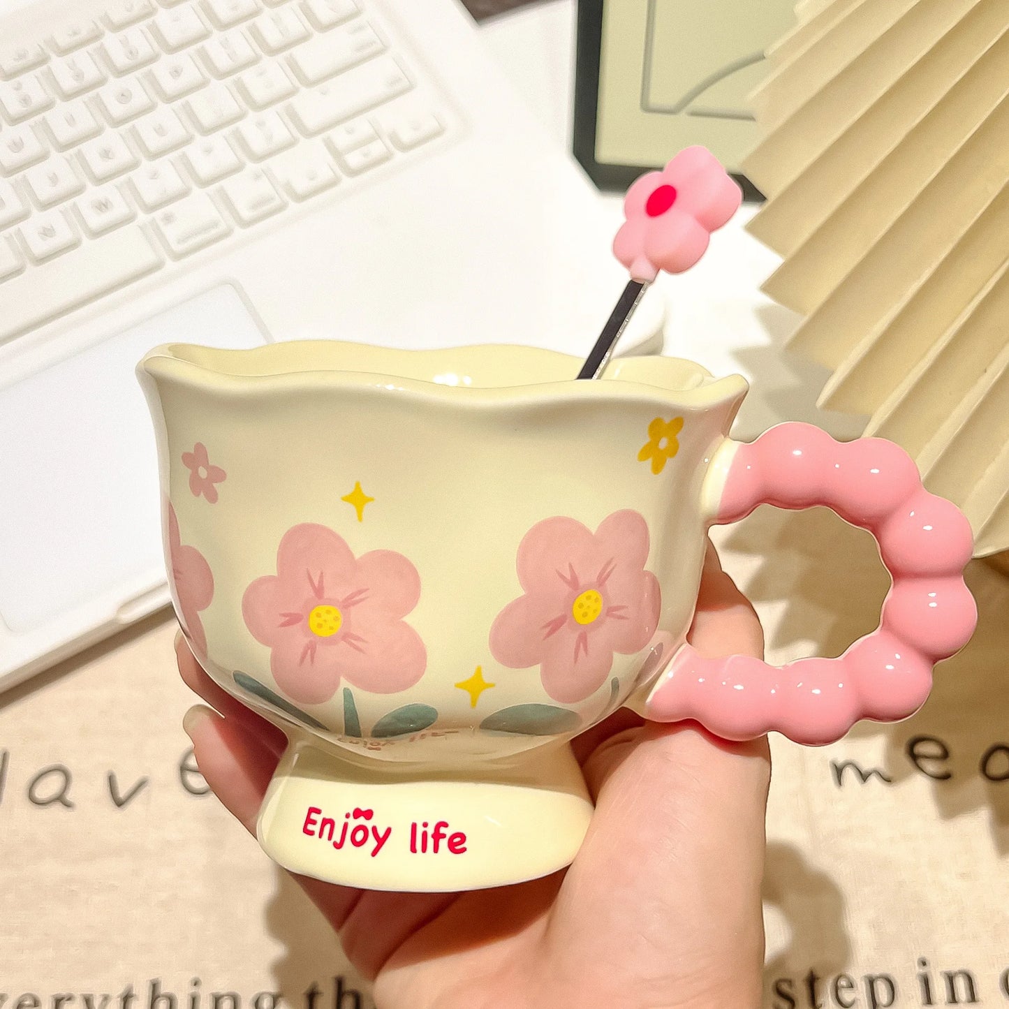 Coffee Cup Mugs Coffee Cups Creative Flower Designed Mug Household Ceramic Cup High Quality and Value Water Cup as Souvenir Gift