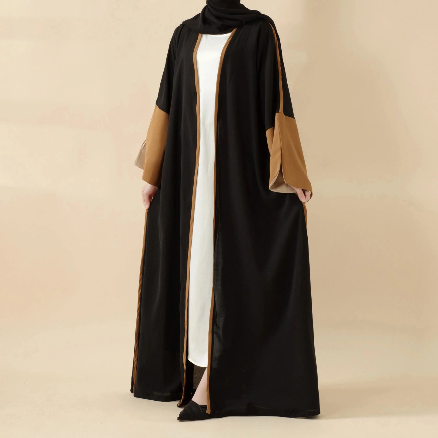 Muslim Women 2025 Elegant Black and Brown Abaya for Islamic Ladies for Daily and Festive Wear in Middle East Islamic Communities