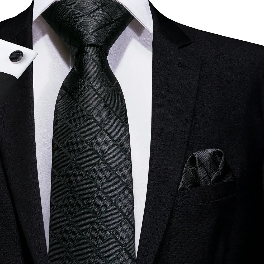 Hi-Tie 8.5cm Black Solid Striped Paisley 100% Silk Men's Business Tie Neck Tie for Men Fashion Luxury Wedding Necktie Gravatas