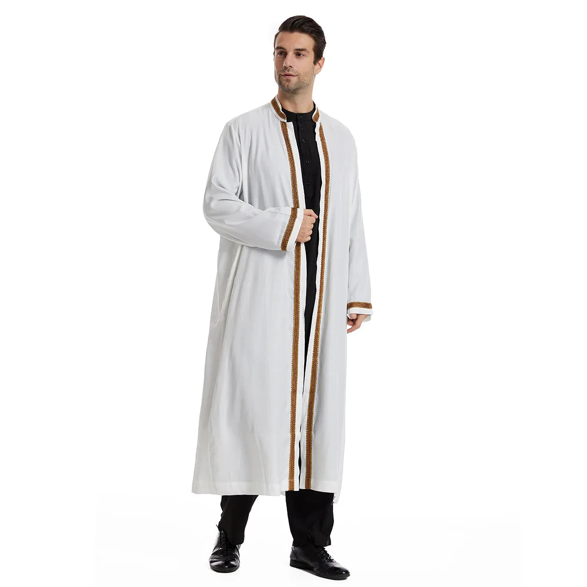 Elegant Bisht for Men Arabic Thobe Outer Robe Fashion Embroidery Islamic Jubba Kaftan Formal Ceremony Wear