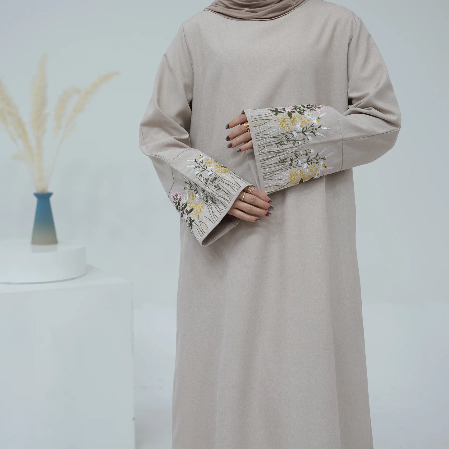 Floral Embroidery Muslim Dress for Women Eid Morocco Ramadan Lace-up Abayas Kaftan Islam Vestidos Largo Dubai Arab Long Robe