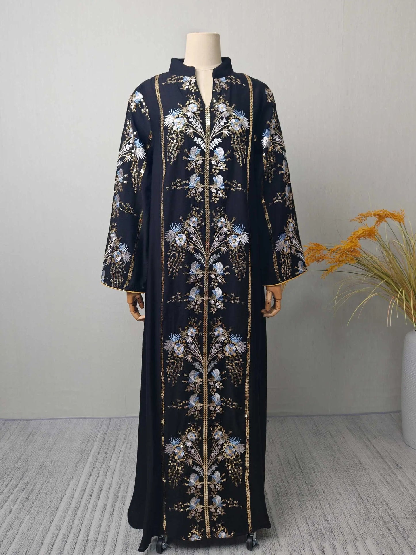 Black Muslim Abaya with Stand-Collar V-Neck Exquisite Blue-White Floral Embroidery Gold Accents Ideal for Ramadan Gatherings