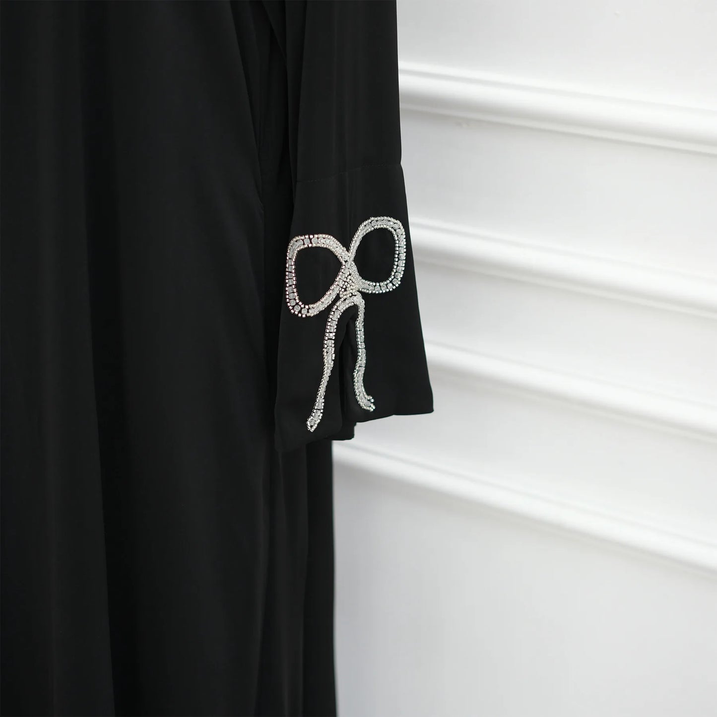 Women Eid Dress Diamond Bow Muslim Abaya Kaftan Arab Long Robe Vestidos Largos Morocco Long Robe Elegant Party Dresses Caftan