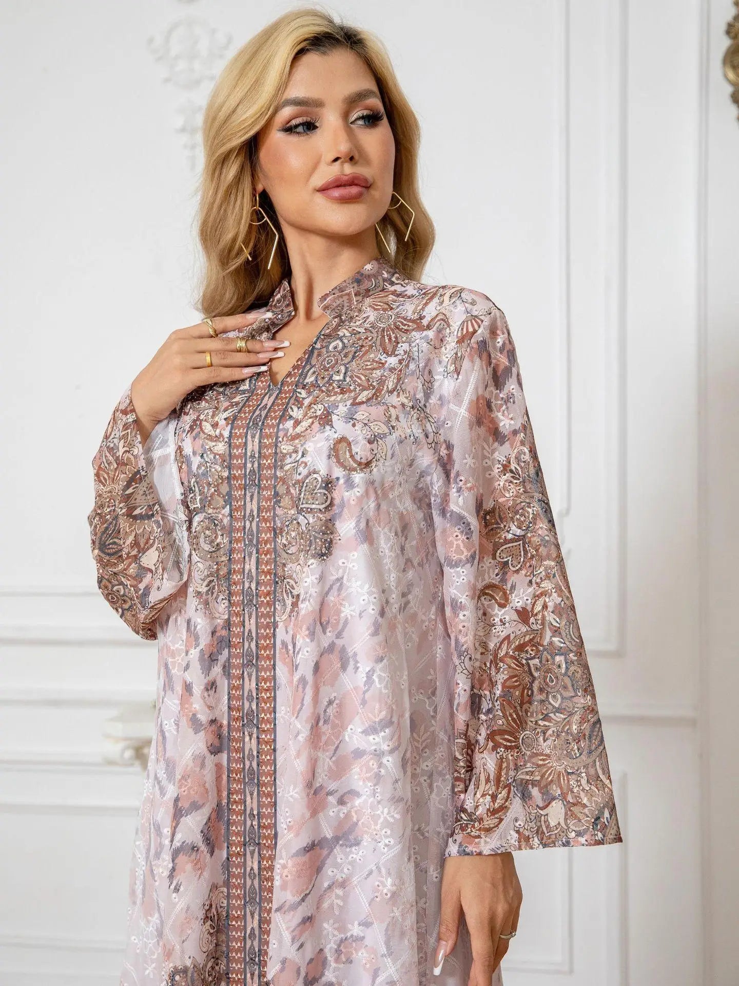 Embroidered Rhinestone Abaya Long Sleeve Modest Maxi Abaya Middle East Muslim Traditional Abaya Floral Glam Ramadan Kaftan
