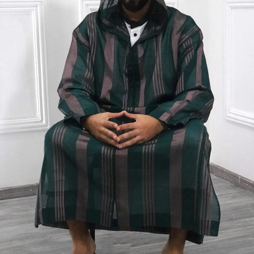 2026 Muslim Men Jubba Thobe Long Sleeve Striped Hooded Breathable Robes Men Thobe Robe Loose Dubai Saudi Arab Kaftan Men Clothes