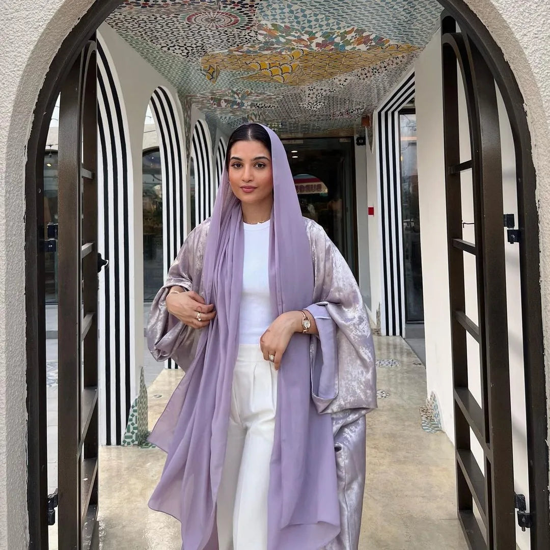 New Arrival Hot Selling UAE Dubai Luxury Abaya Fashion Design Kimono Turkey Outwear Open Batwing Sleeves Trend Long Abaya Robes