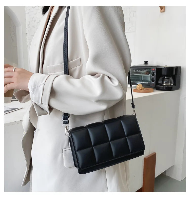 Trendy Classic Solid-Colour Minimalist Fashion Handbag Popular New Style Compact Square Bag PU Handheld Crossbody Shoulder Bag
