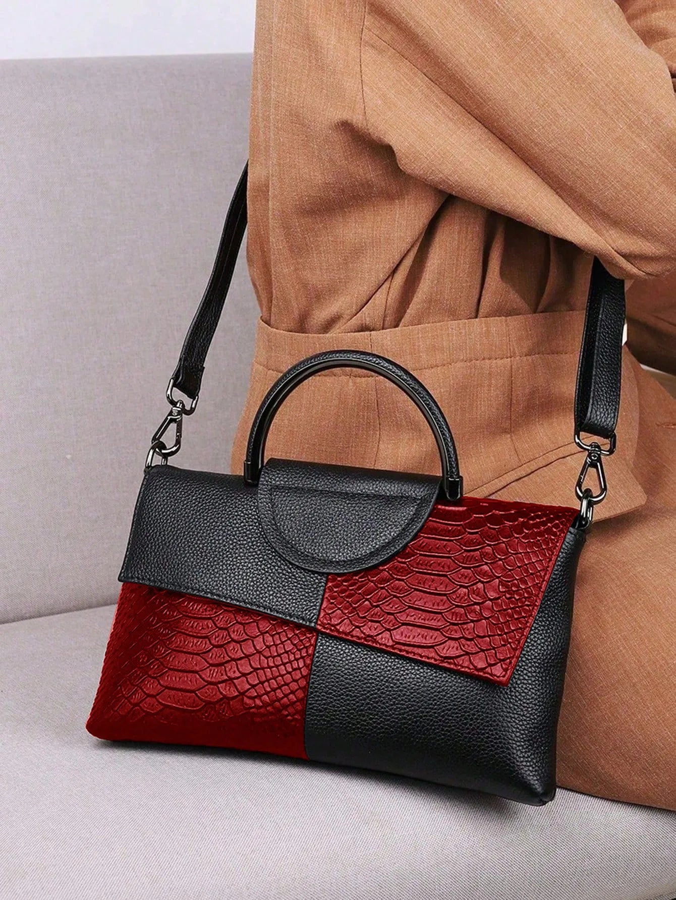 Handbag Women's New Banquet Handbag Women's Fashionable Temperament Crossbody Bag