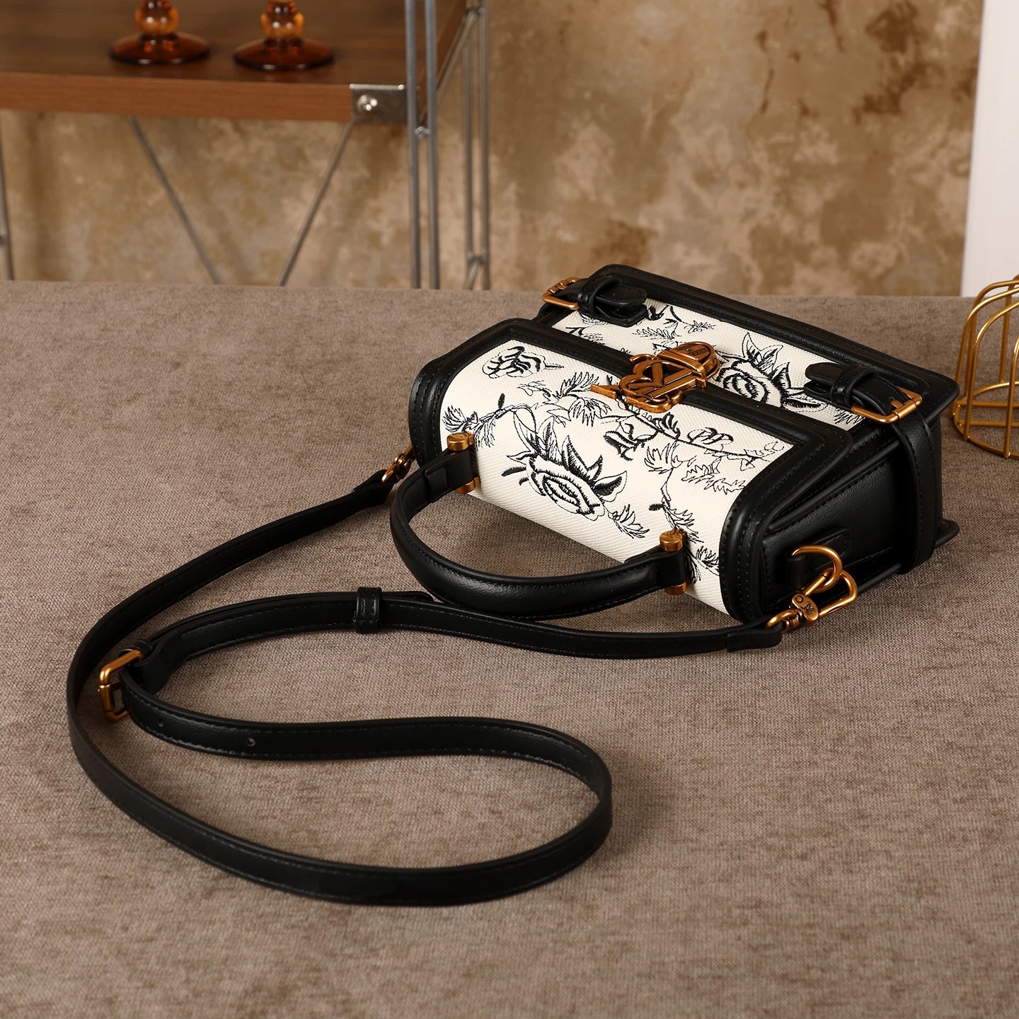 Women's Handbag 2026 Seasonal New Fashion Embroidered Crossbody Bag, Single Shoulder Bag, Designer High-End Style – A Perfect Ac