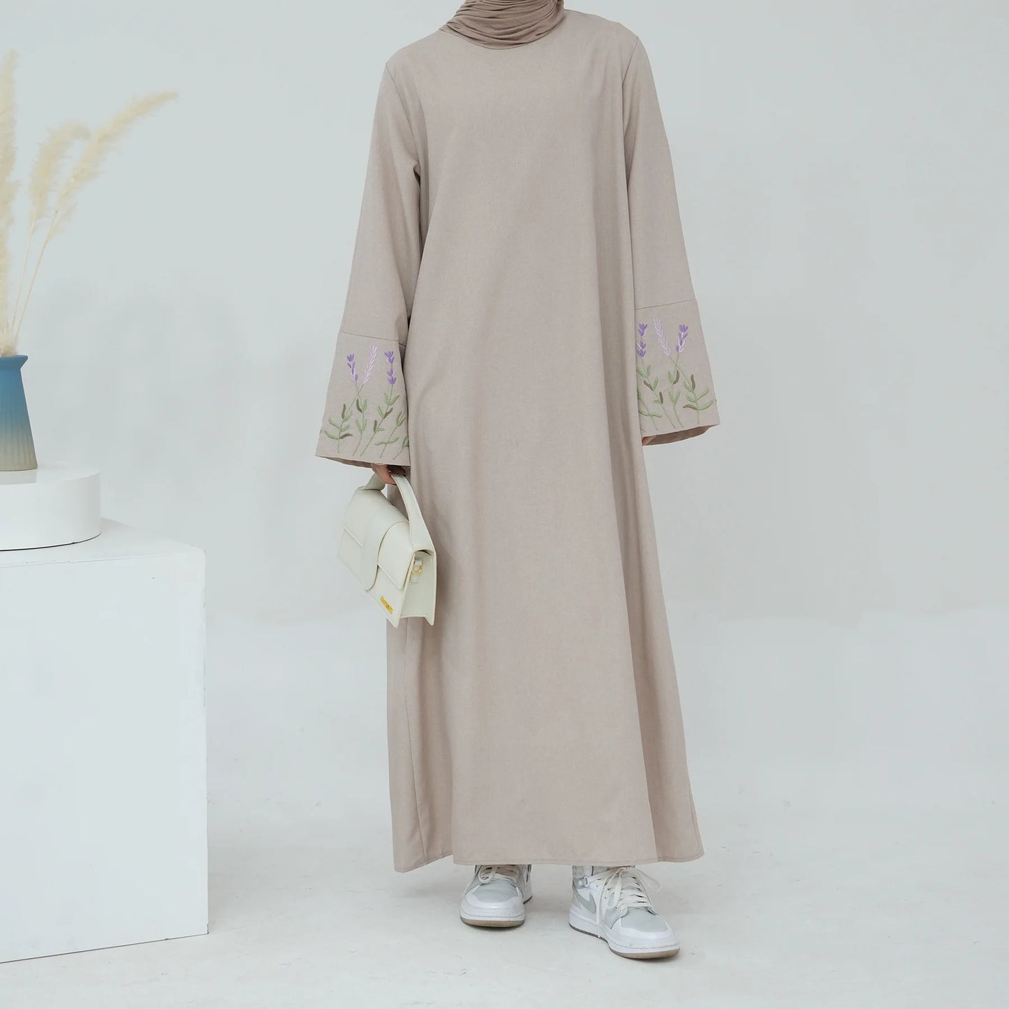 Floral Embroidery Muslim Dress for Women Eid Morocco Ramadan Lace-up Abayas Kaftan Islam Vestidos Largo Dubai Arab Long Robe