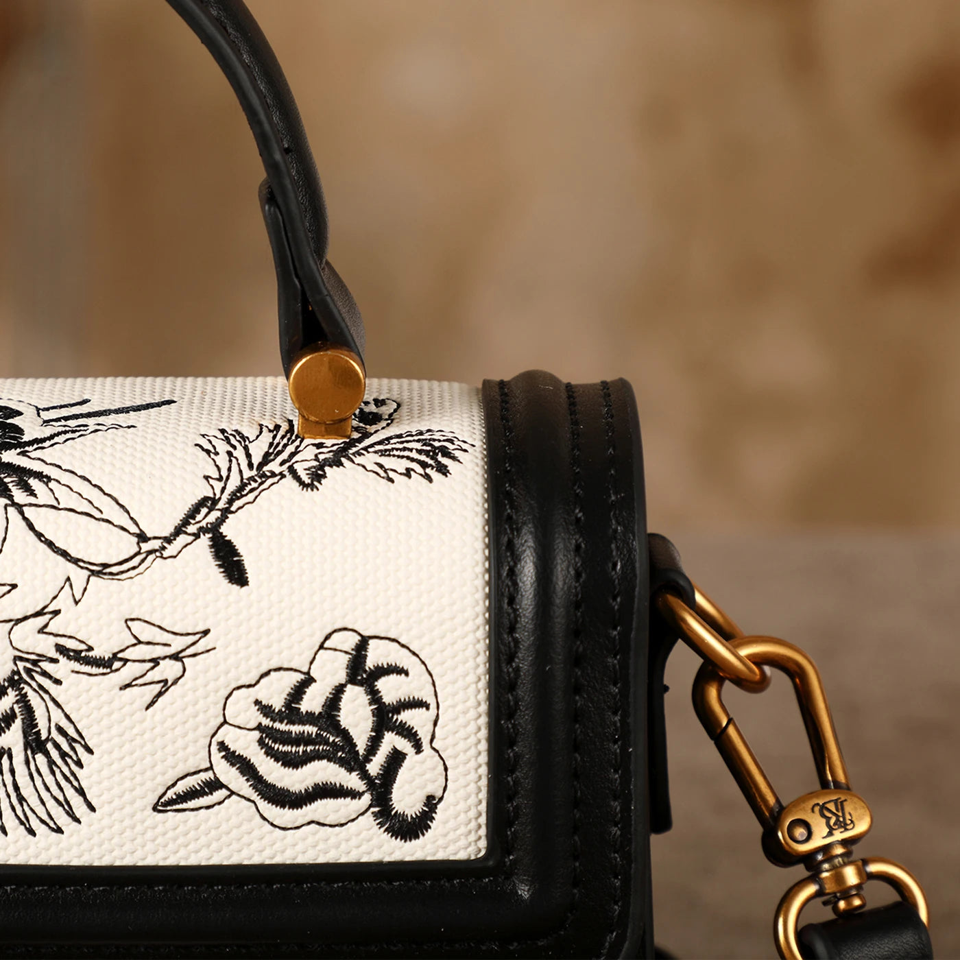 Women's Handbag 2026 Seasonal New Fashion Embroidered Crossbody Bag, Single Shoulder Bag, Designer High-End Style – A Perfect Ac