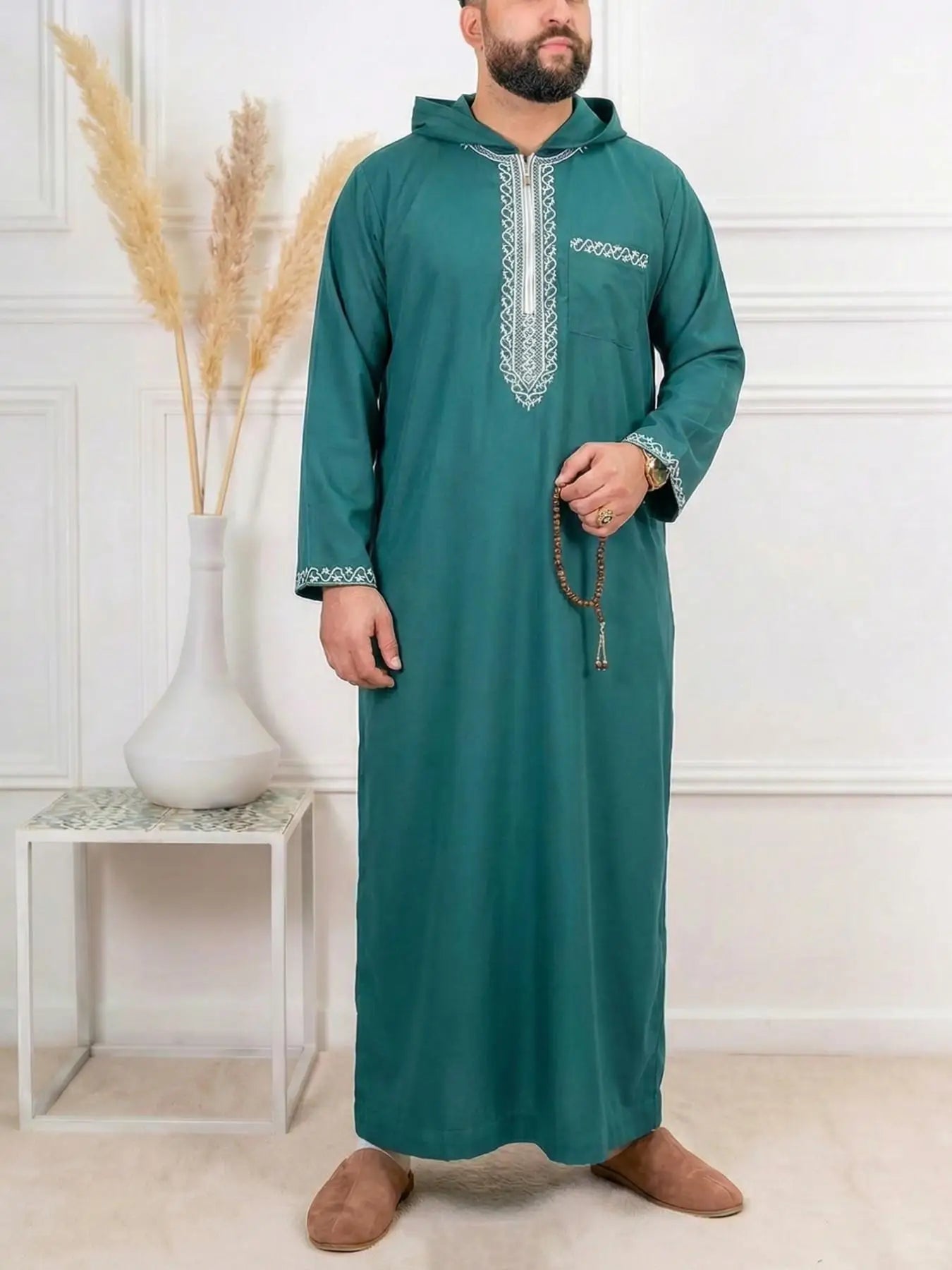 Muslim Men's Black Hooded Zippered Embroidered Robe for Festival Prayer And Worship Clothing