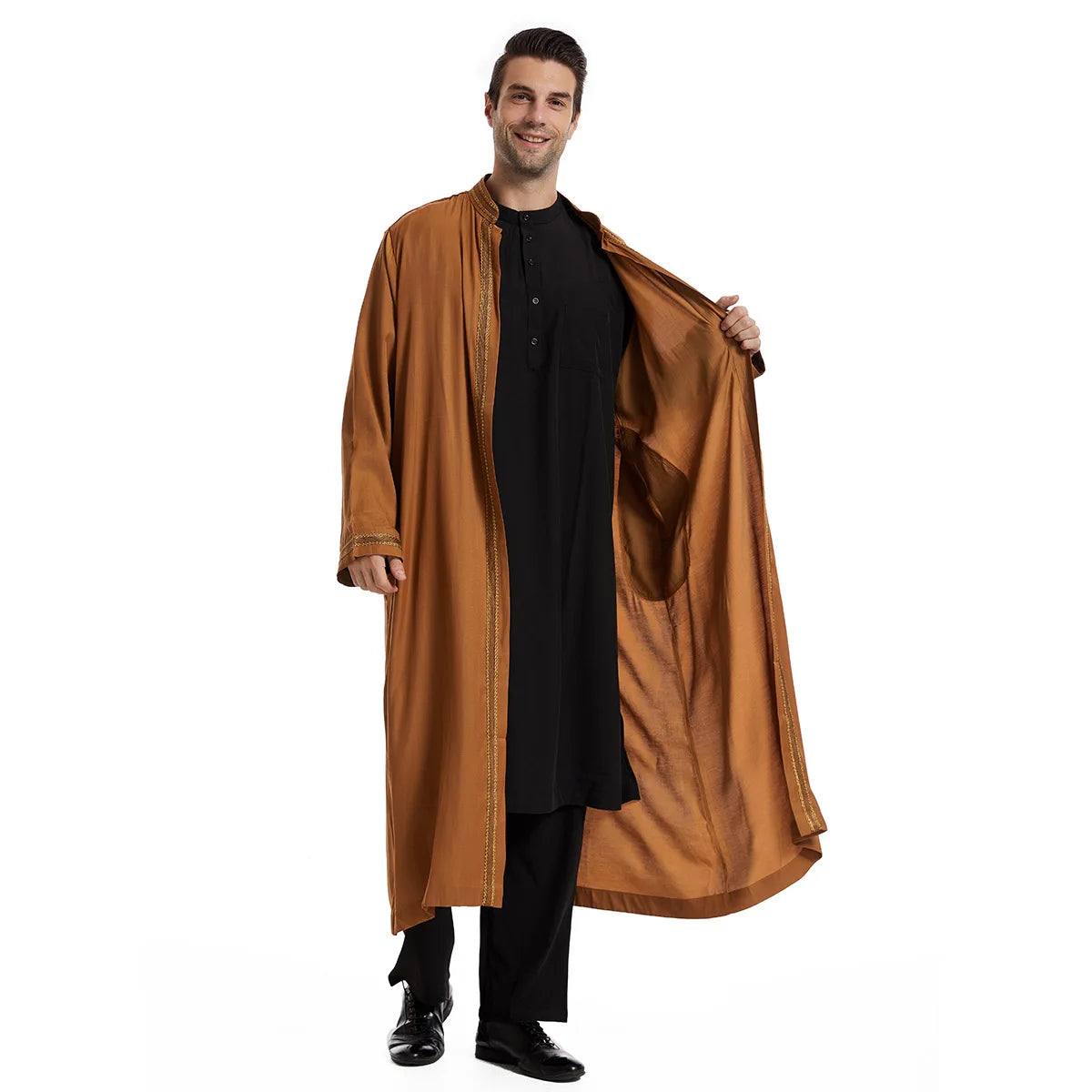 Elegant Bisht for Men Arabic Thobe Outer Robe Fashion Embroidery Islamic Jubba Kaftan Formal Ceremony Wear
