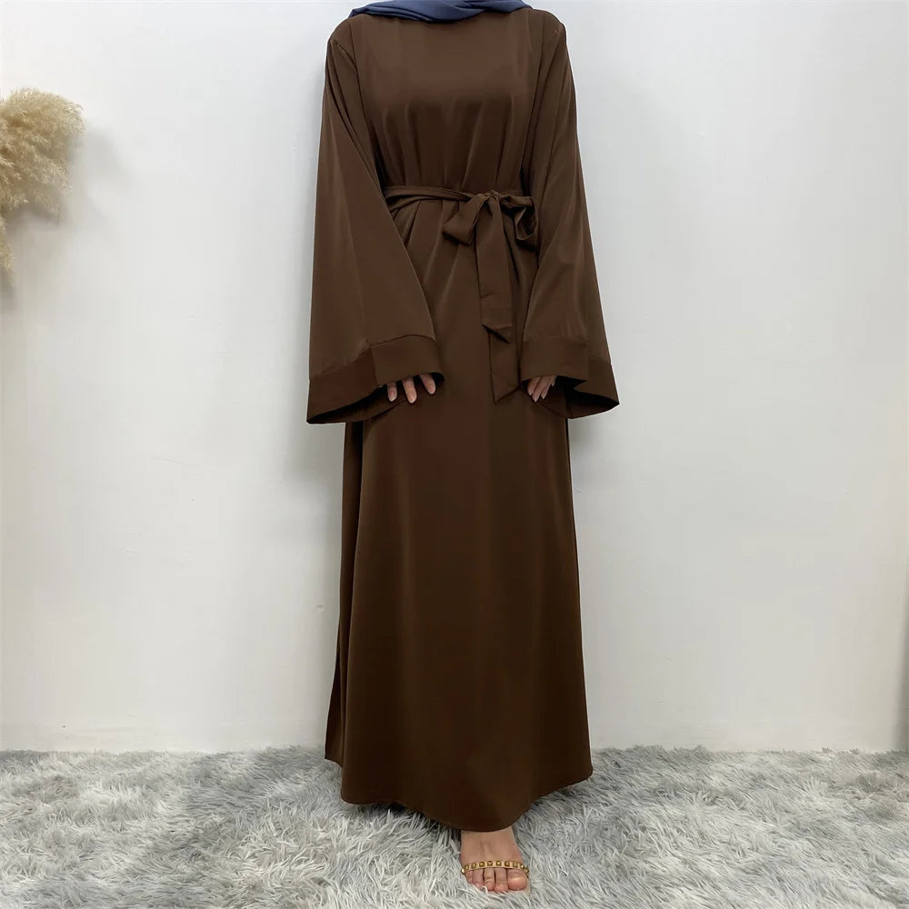 New Muslim fashion Abaya women's dress sold in Dubai in the Middle East Arab net color Islamic dress robe lace long dress