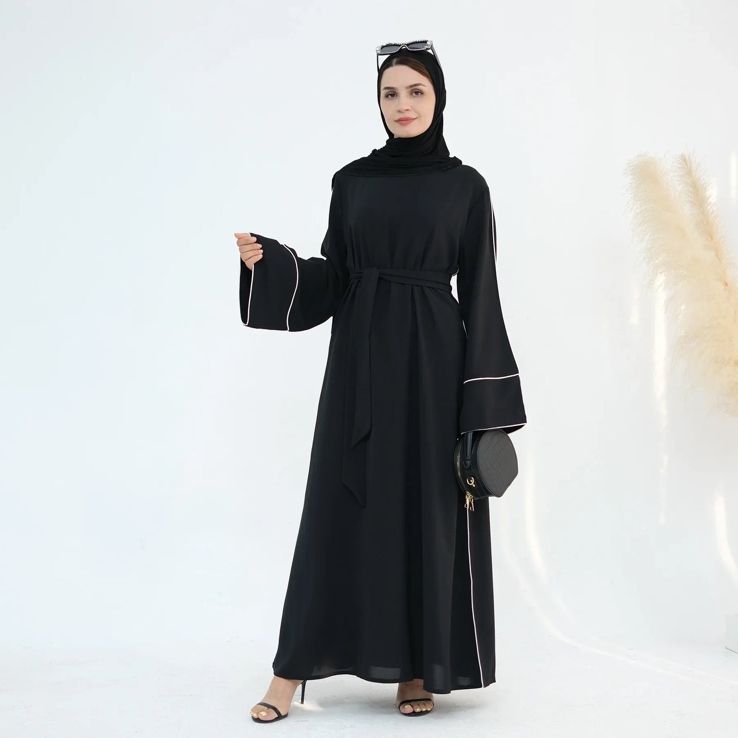 Eid Plain Closed Abaya Dress Silk Velvet Abayas for Women Dubai Luxury Muslim Modest Dresses Islamic Clothing Kaftan Hijab Robe