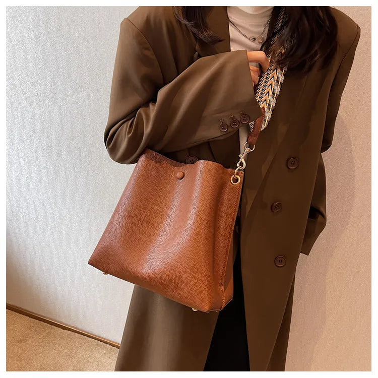 Fashion Bucket bag for women Handbag PU leather Shoulder Bag Luxury designer Wide Strap Ladies Crossbody Bag female Totes bolsa
