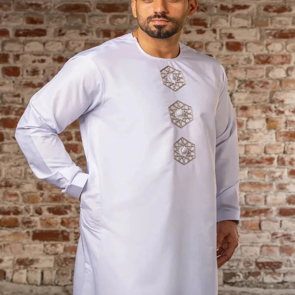 2025 Muslim Fashion Abayas for Men Solid Color Embroidery Long Robe Men Jubba Thobe Saudi Arab Musulman Shirts Islamic Clothing