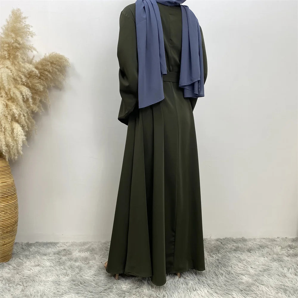 New Muslim fashion Abaya women's dress sold in Dubai in the Middle East Arab net color Islamic dress robe lace long dress
