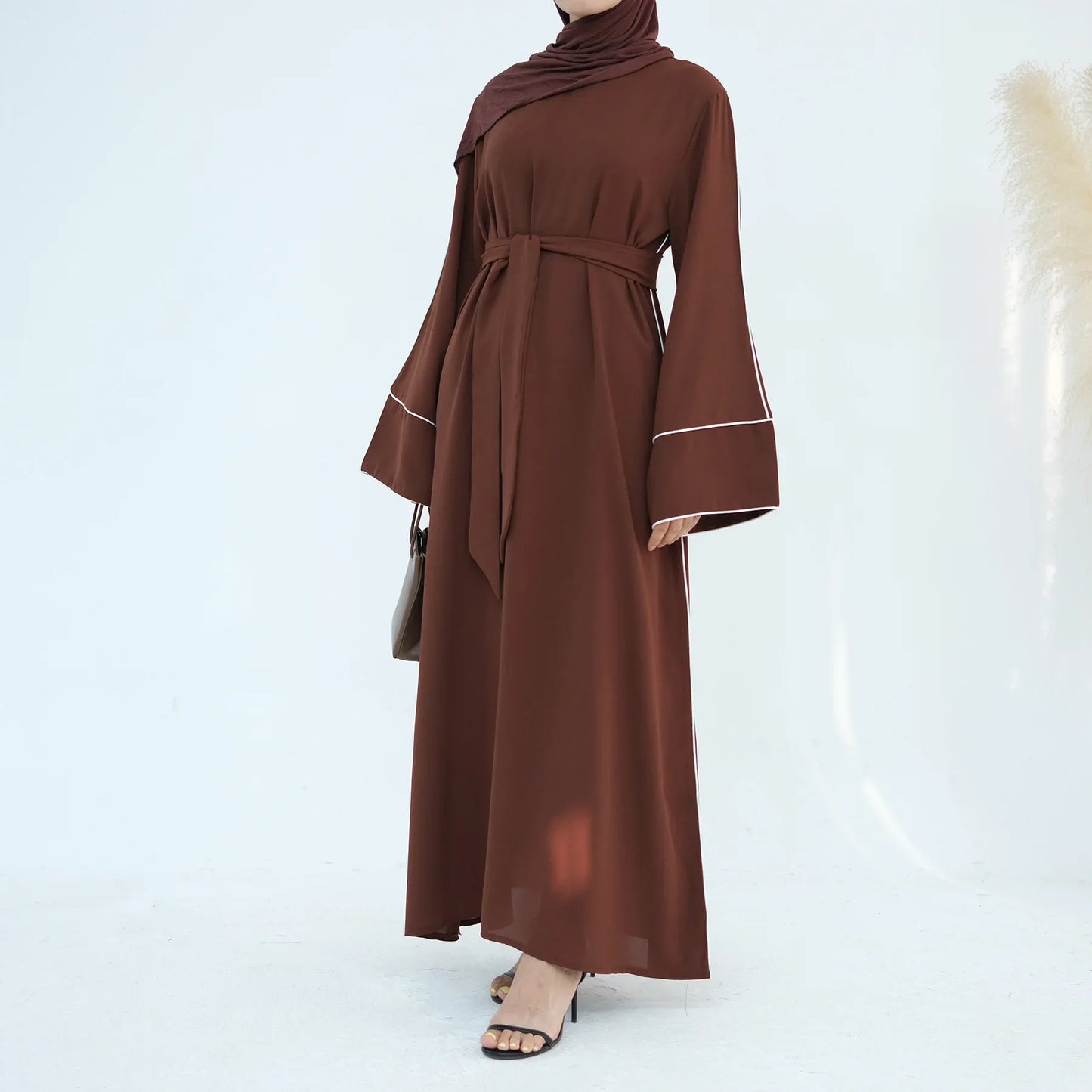 Eid Plain Closed Abaya Dress Silk Velvet Abayas for Women Dubai Luxury Muslim Modest Dresses Islamic Clothing Kaftan Hijab Robe