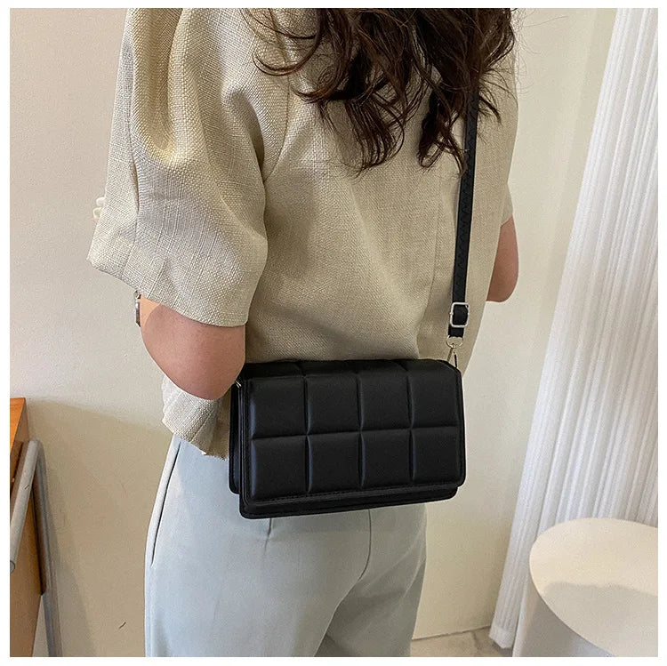 Trendy Classic Solid-Colour Minimalist Fashion Handbag Popular New Style Compact Square Bag PU Handheld Crossbody Shoulder Bag